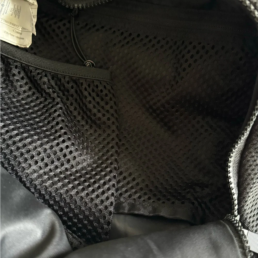 Lululemon Backpack - Picture 7 of 12
